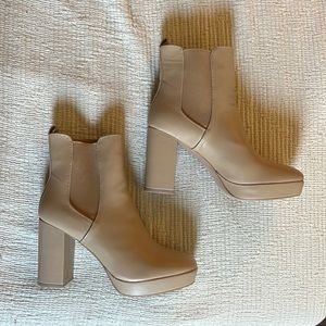 Platform boots